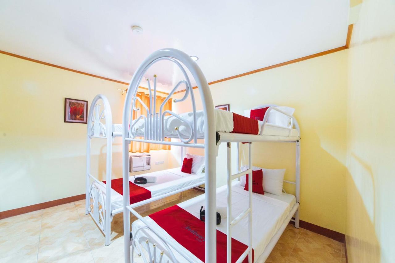 Reddoorz Near Golden Sarok Shrine Hotell Kalibo Exteriör bild