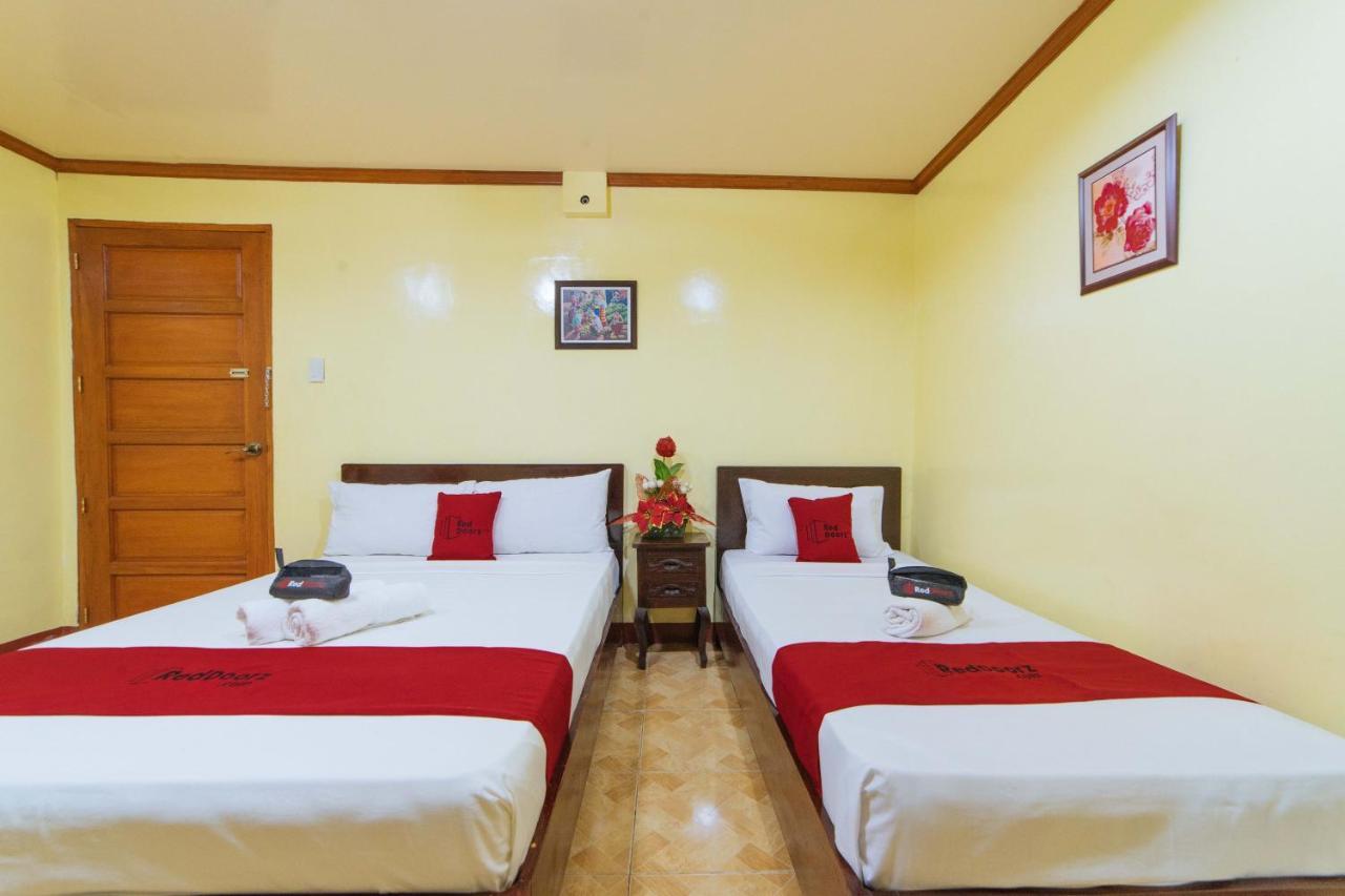 Reddoorz Near Golden Sarok Shrine Hotell Kalibo Exteriör bild