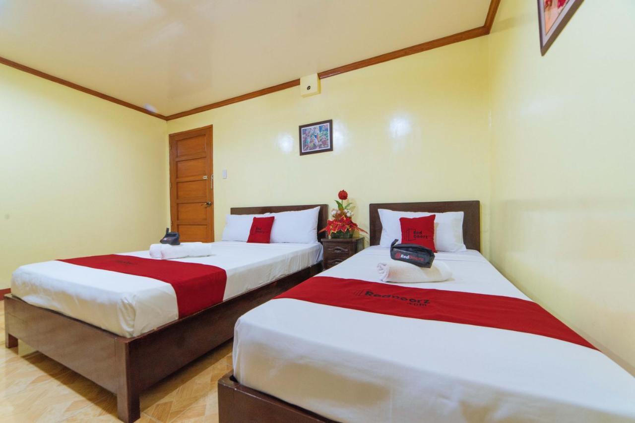 Reddoorz Near Golden Sarok Shrine Hotell Kalibo Exteriör bild