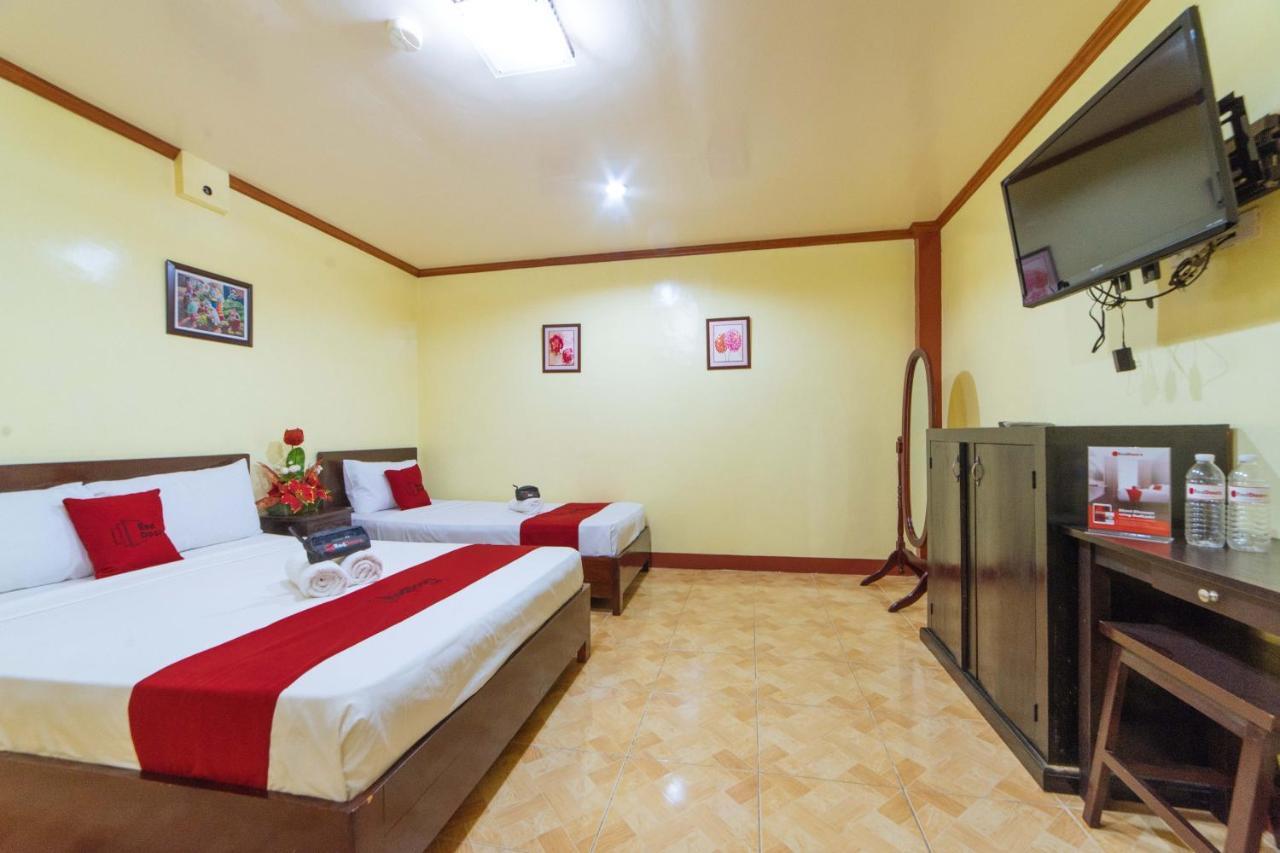 Reddoorz Near Golden Sarok Shrine Hotell Kalibo Exteriör bild