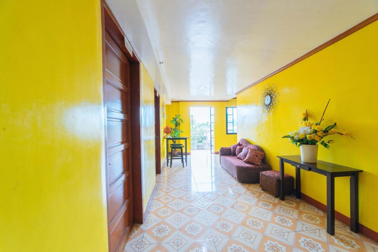 Reddoorz Near Golden Sarok Shrine Hotell Kalibo Exteriör bild